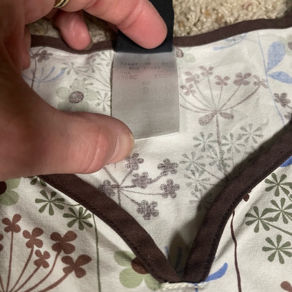 Scrub Top - Picture 3 of 3